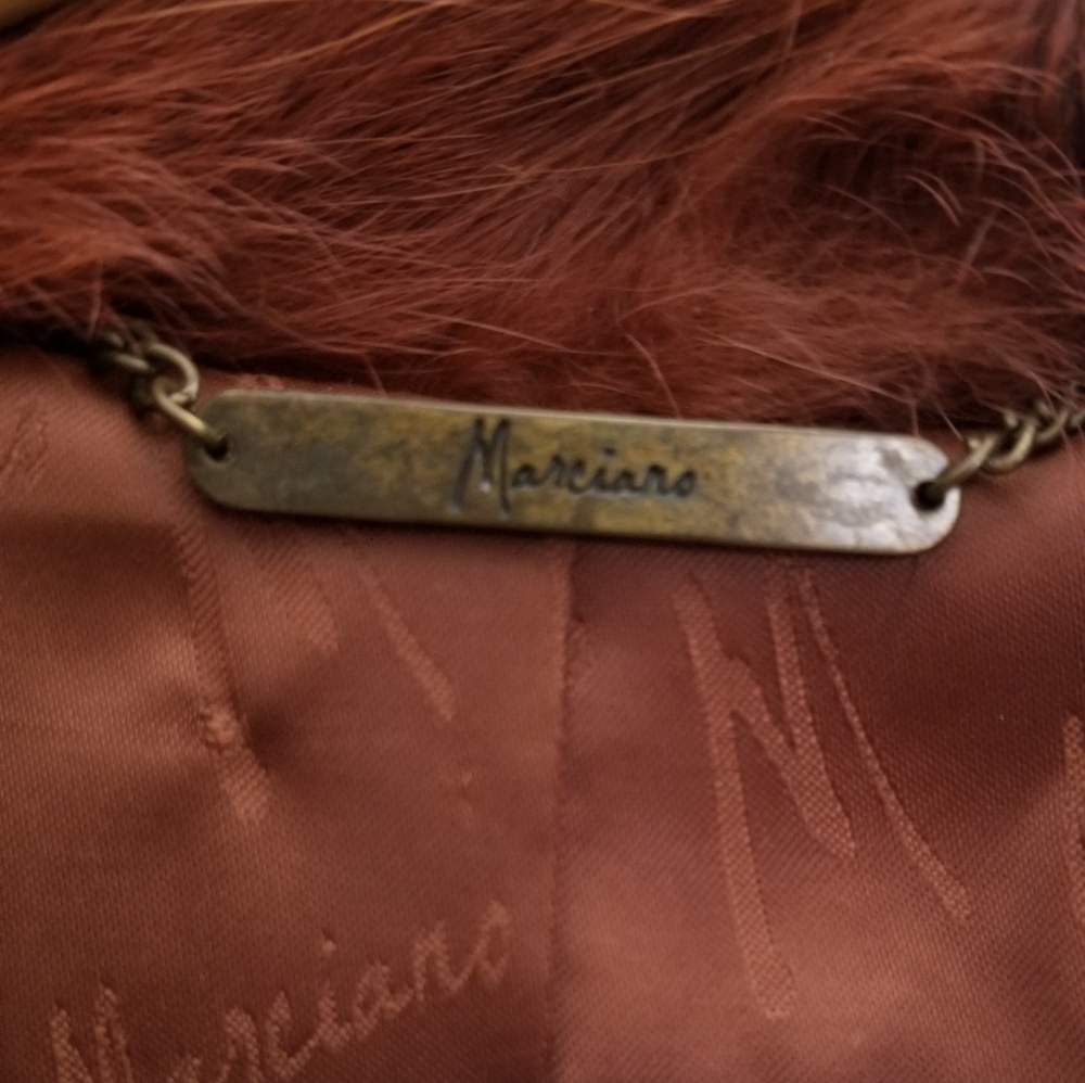 Med Full Length Fur Coat - Picture 6 of 9